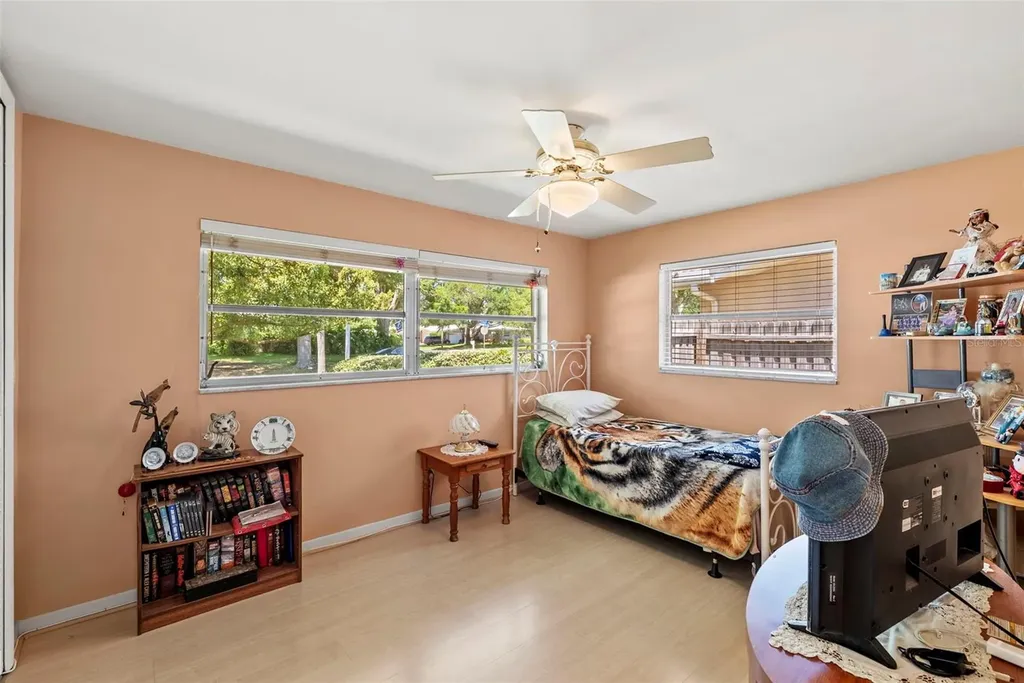 1413 Embassy Drive Clearwater FL 33764