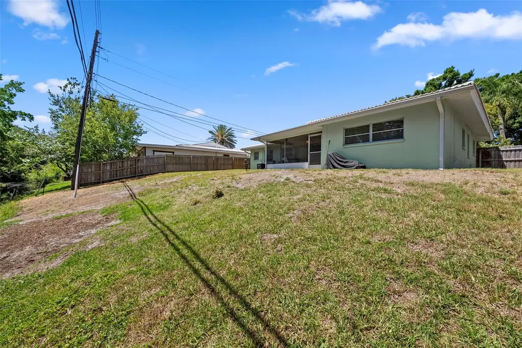 1413 Embassy Drive Clearwater FL 33764