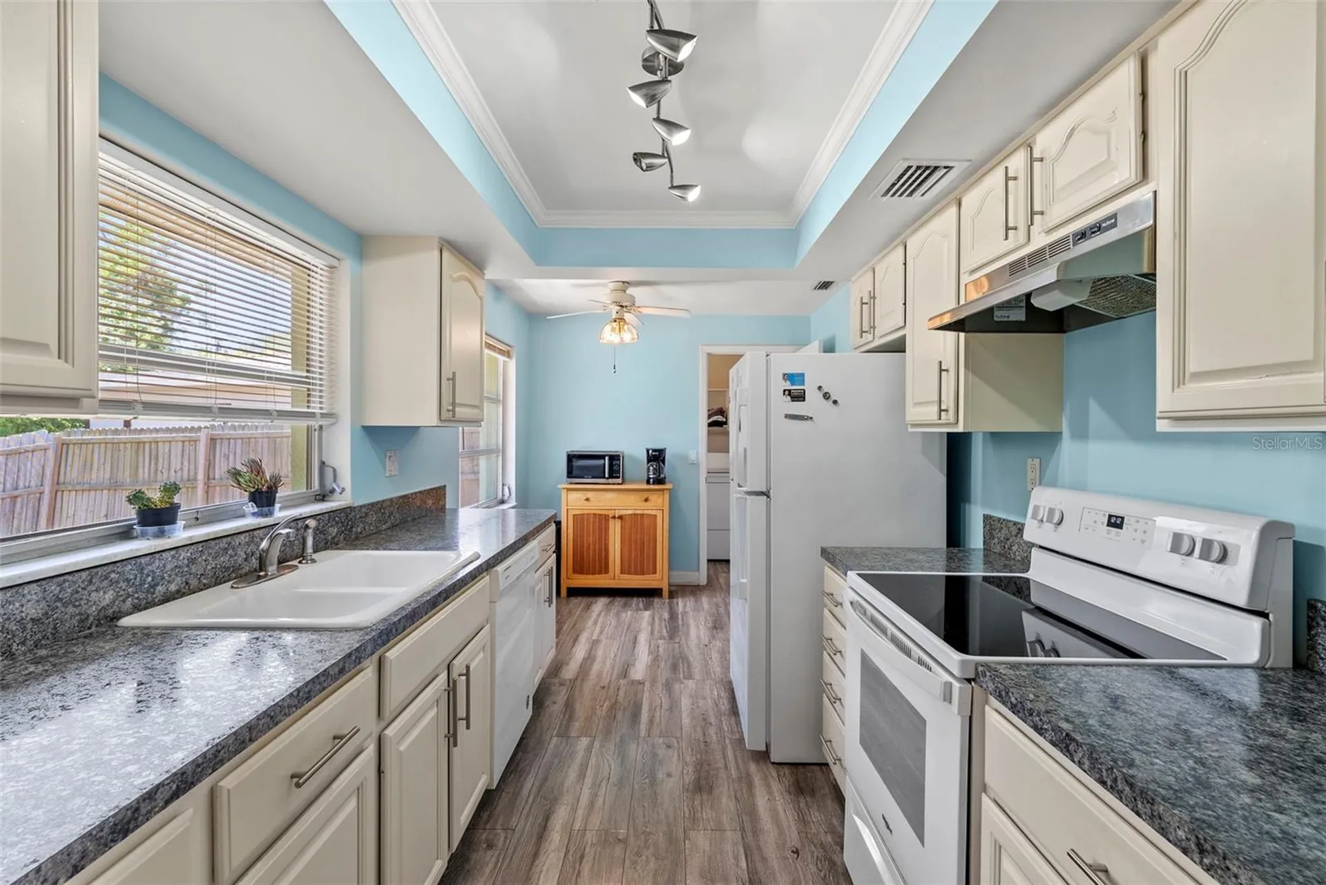 1413 Embassy Drive Clearwater FL 33764