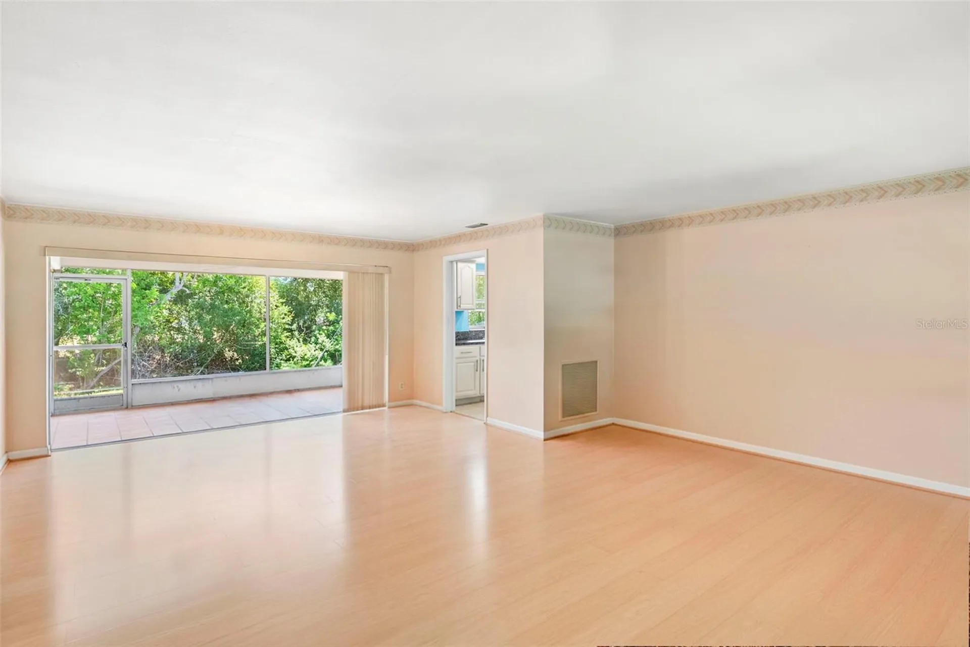 1413 Embassy Drive Clearwater FL 33764