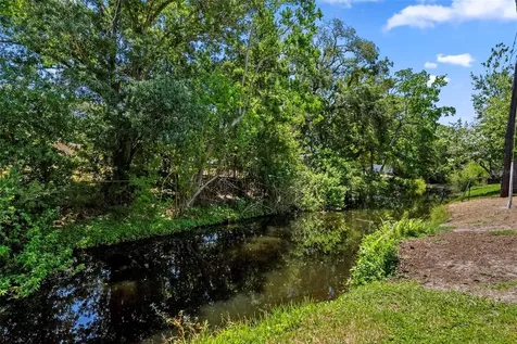 1413 Embassy Drive Clearwater FL 33764