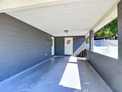 135 Connie Avenue Tampa FL 33613