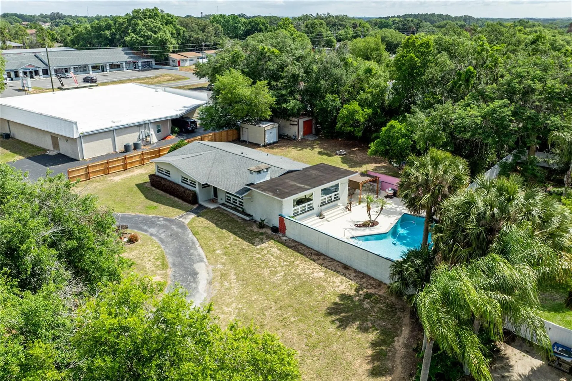 210 Donna Street Tavares FL 32778
