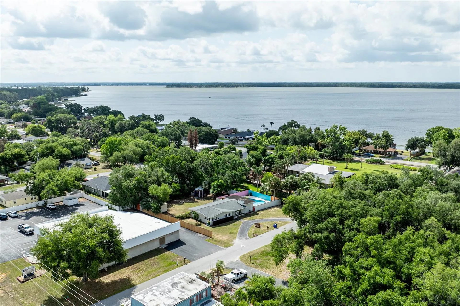 210 Donna Street Tavares FL 32778