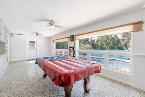 210 Donna Street Tavares FL 32778