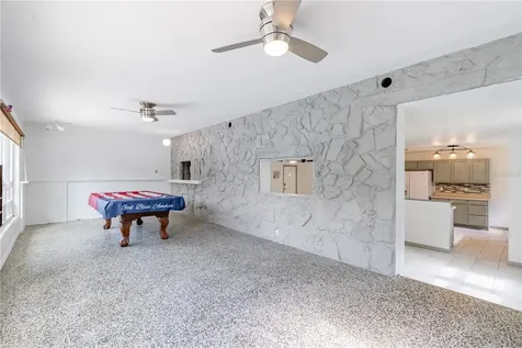 210 Donna Street Tavares FL 32778