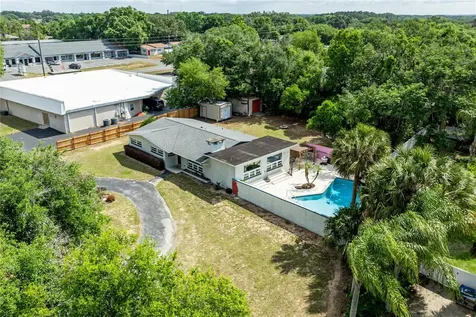 210 Donna Street Tavares FL 32778