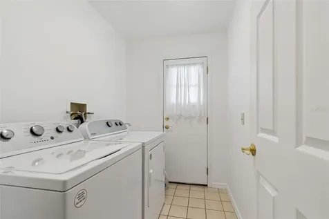 907 Brittany Park Boulevard Tarpon Springs FL 34689
