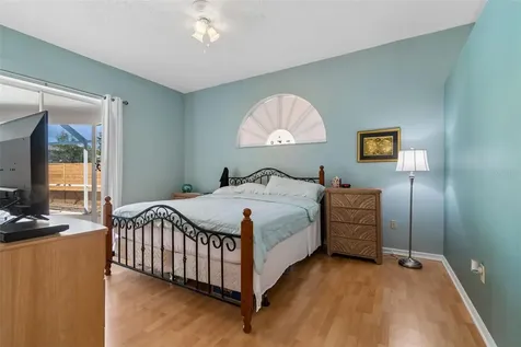 907 Brittany Park Boulevard Tarpon Springs FL 34689