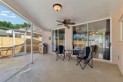 907 Brittany Park Boulevard Tarpon Springs FL 34689