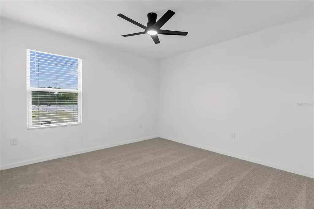 471 Thompson Village Avenue Apopka FL 32703