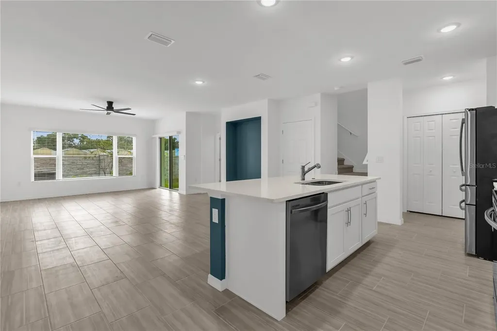 471 Thompson Village Avenue Apopka FL 32703