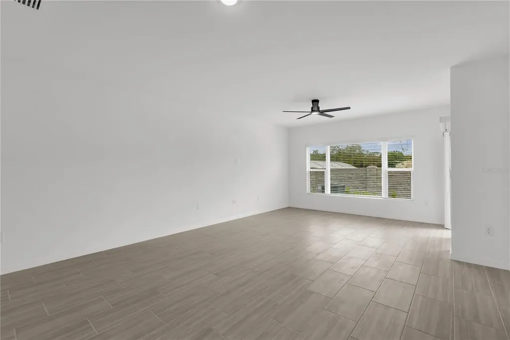 471 Thompson Village Avenue Apopka FL 32703