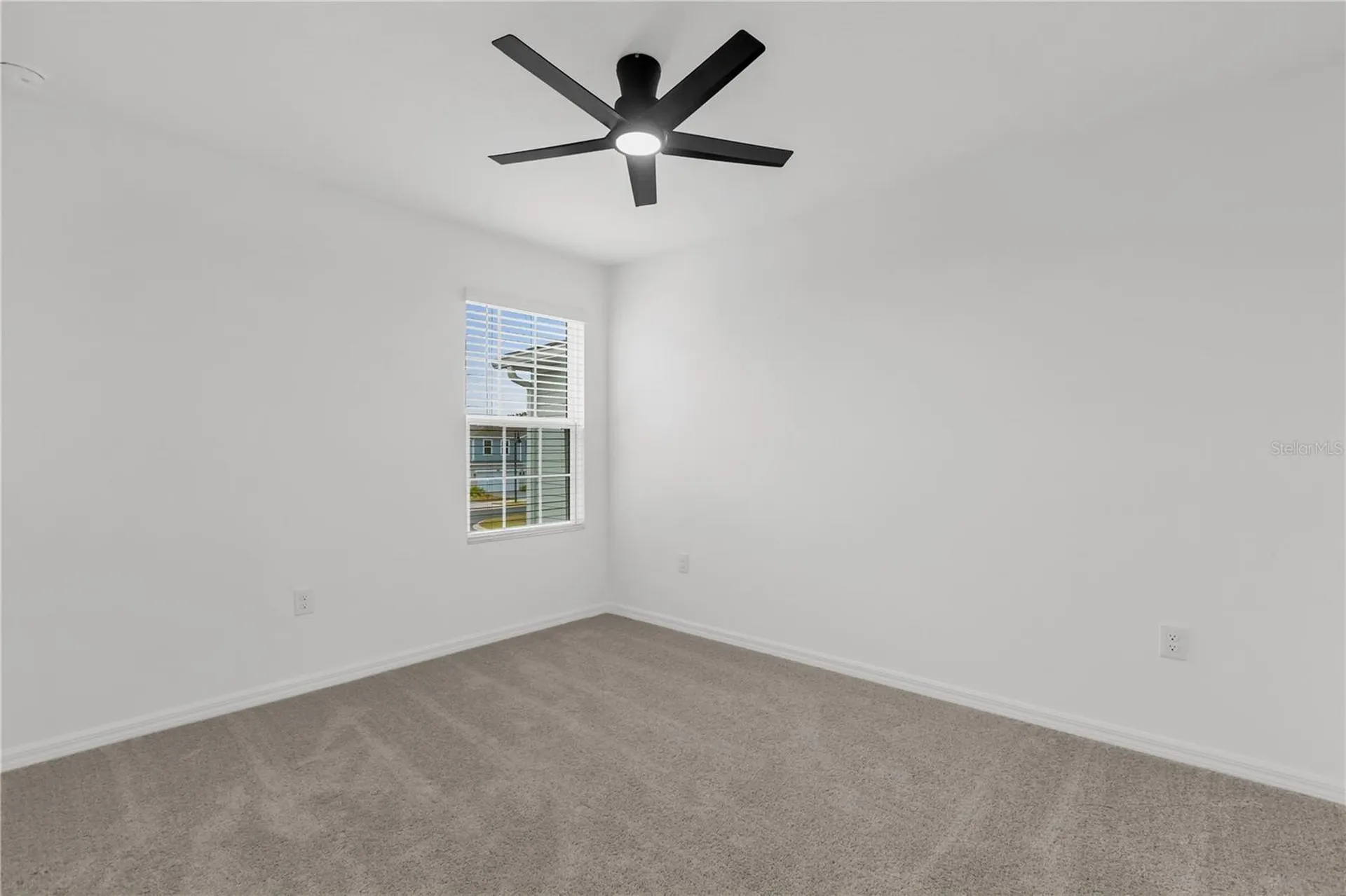 471 Thompson Village Avenue Apopka FL 32703
