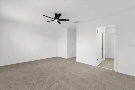 471 Thompson Village Avenue Apopka FL 32703