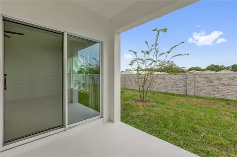 471 Thompson Village Avenue Apopka FL 32703