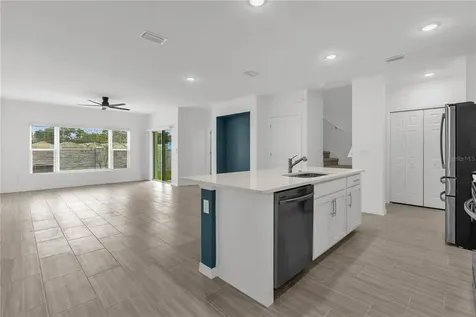 471 Thompson Village Avenue Apopka FL 32703