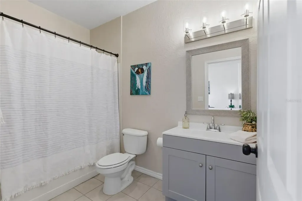 4323 Bayside Village Drive Tampa FL 33615