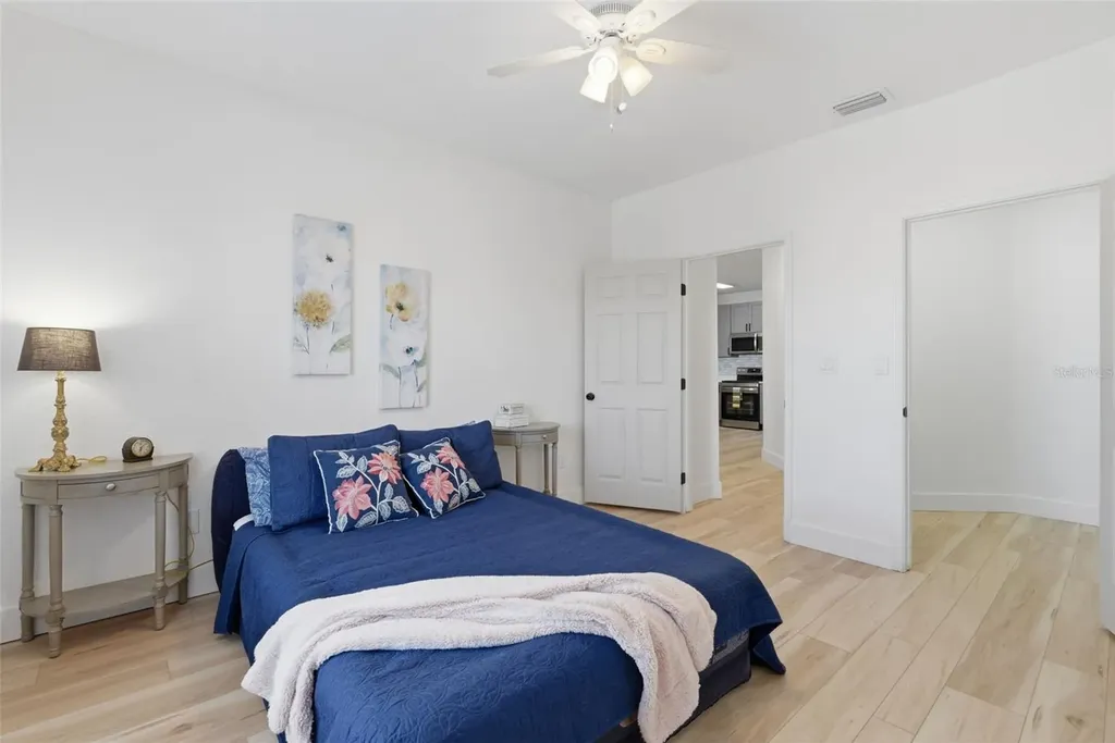 4323 Bayside Village Drive Tampa FL 33615