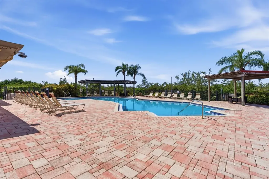 4323 Bayside Village Drive Tampa FL 33615
