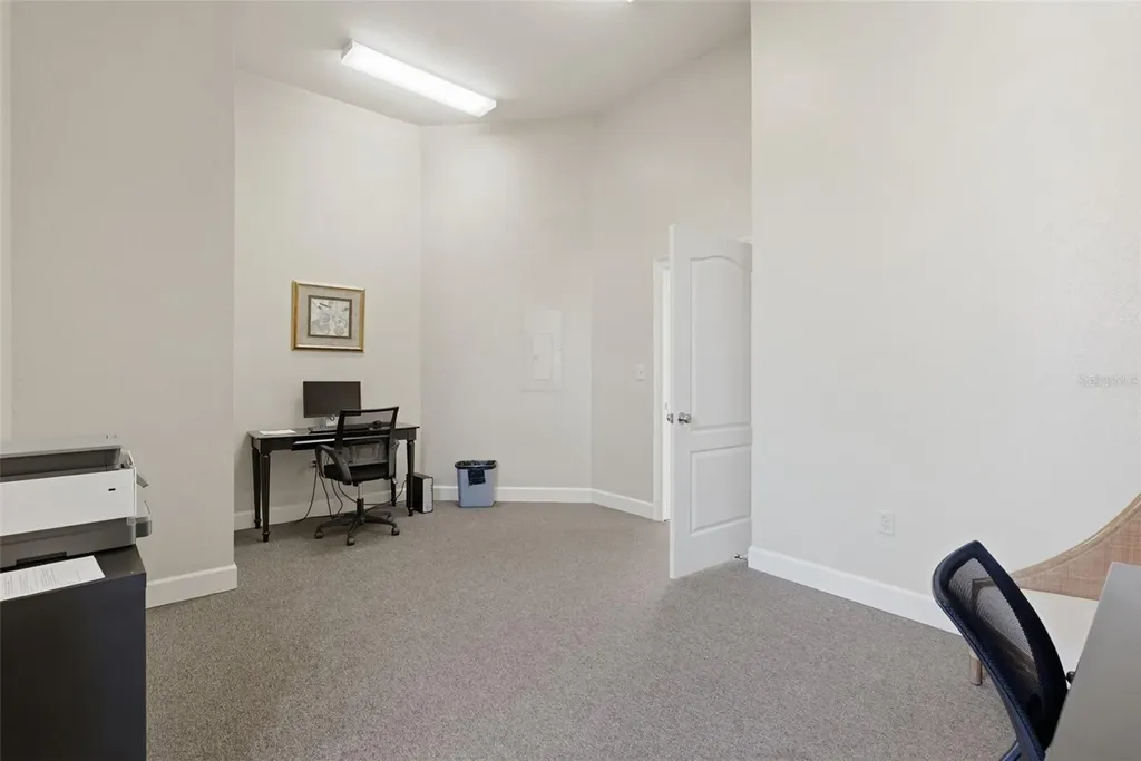 4323 Bayside Village Drive Tampa FL 33615