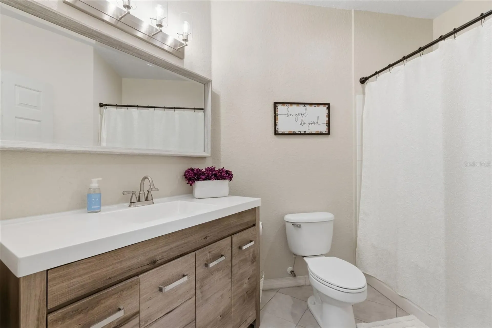 4323 Bayside Village Drive Tampa FL 33615