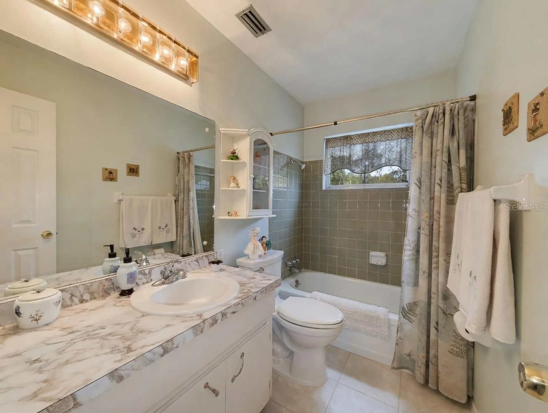 2225 Orange Blossom Lane Bradenton FL 34207