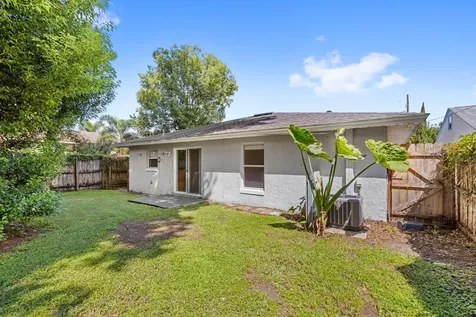 126 Page Street Orlando FL 32806