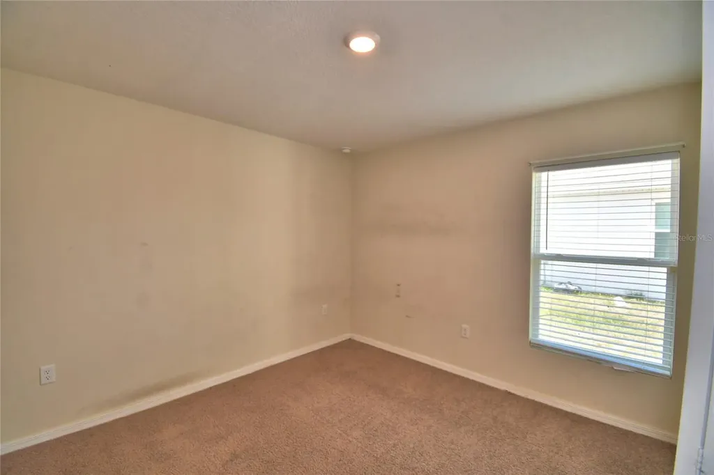 17 Zinnia Lane E Kissimmee FL 34759