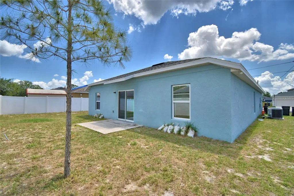 17 Zinnia Lane E Kissimmee FL 34759
