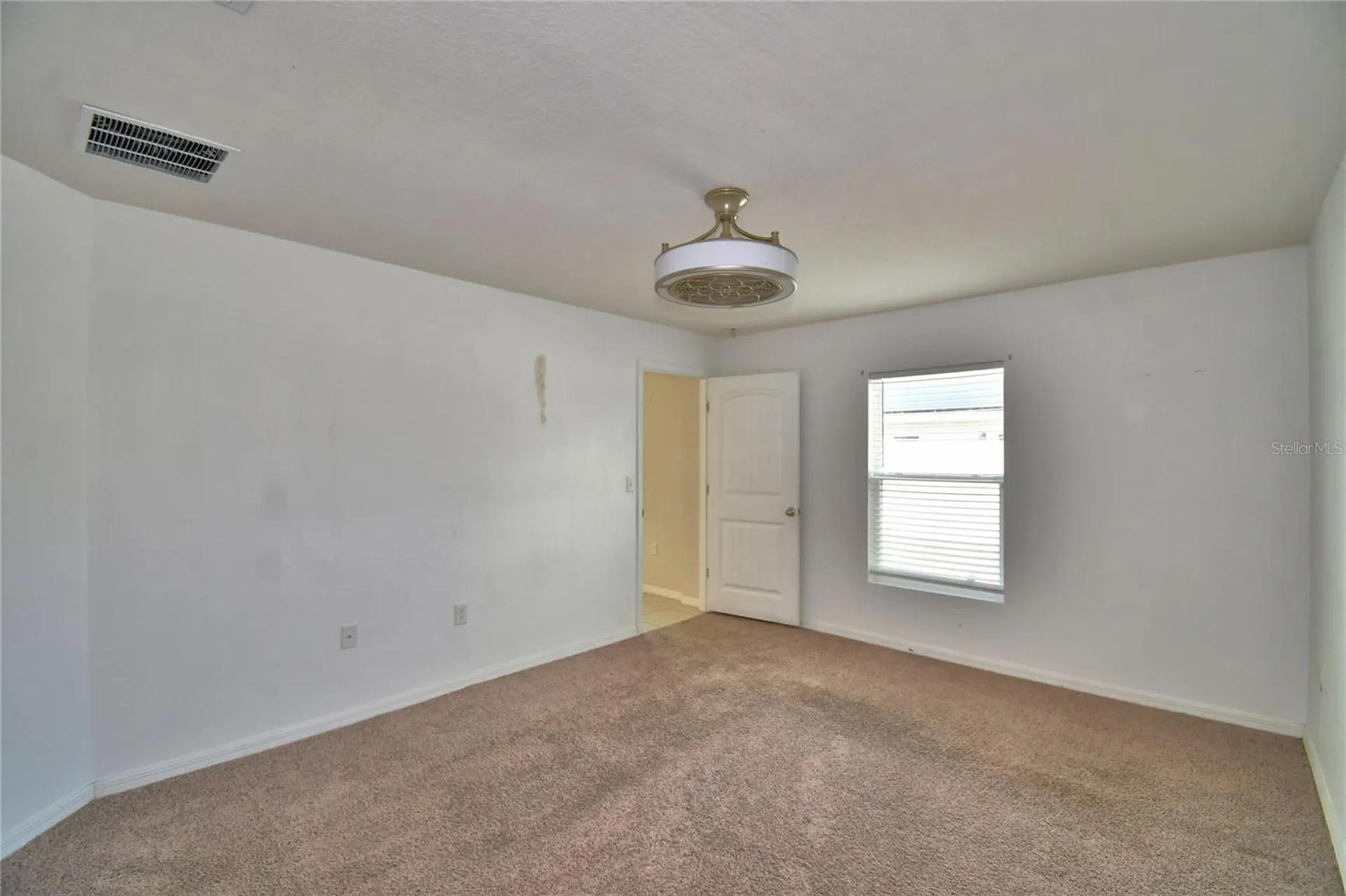 17 Zinnia Lane E Kissimmee FL 34759