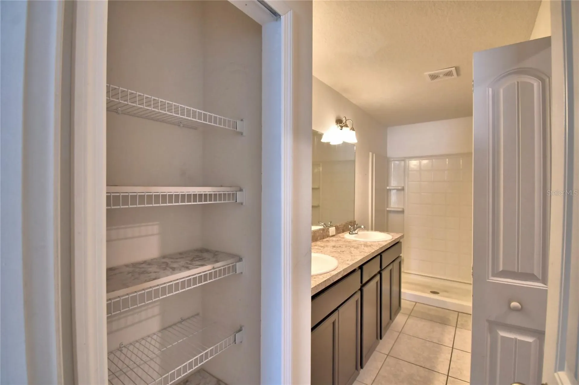 17 Zinnia Lane E Kissimmee FL 34759