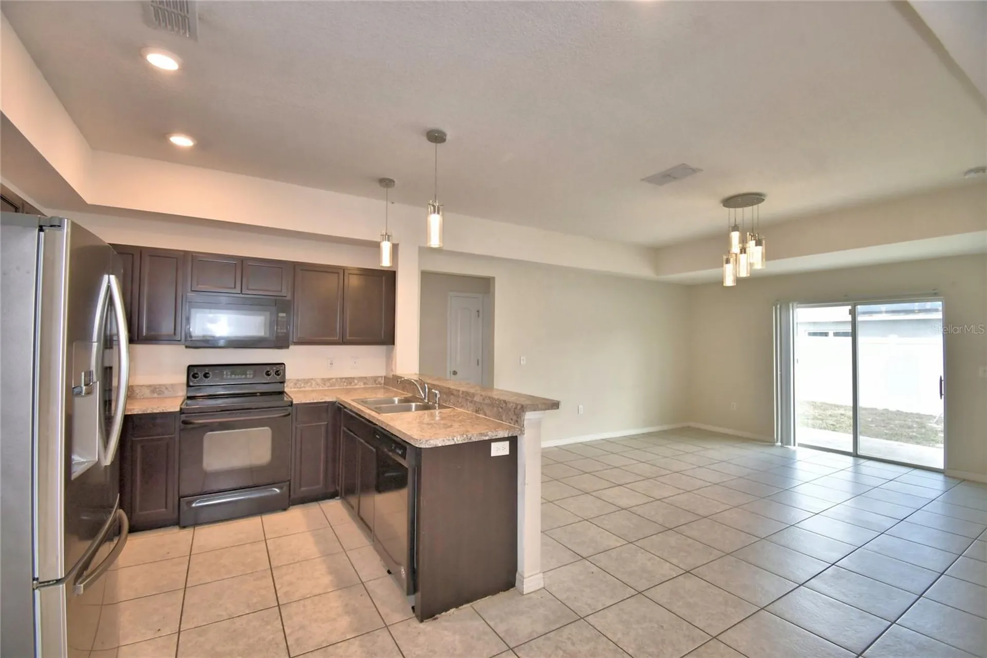 17 Zinnia Lane E Kissimmee FL 34759