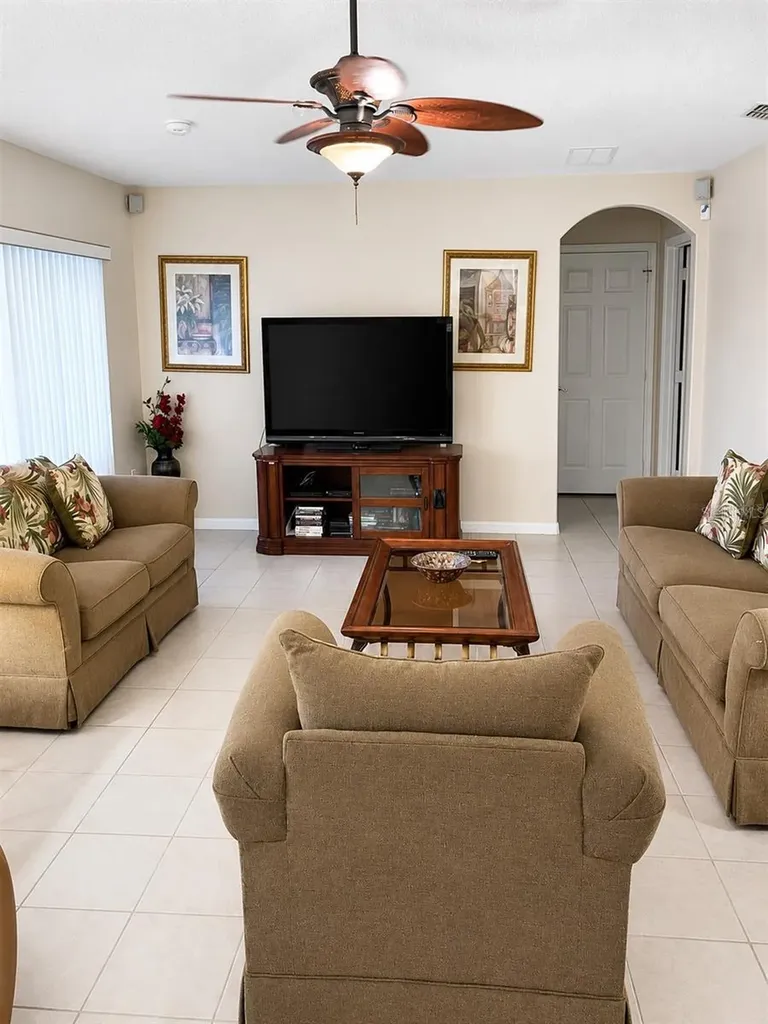 615 Dolcetto Drive Davenport FL 33897