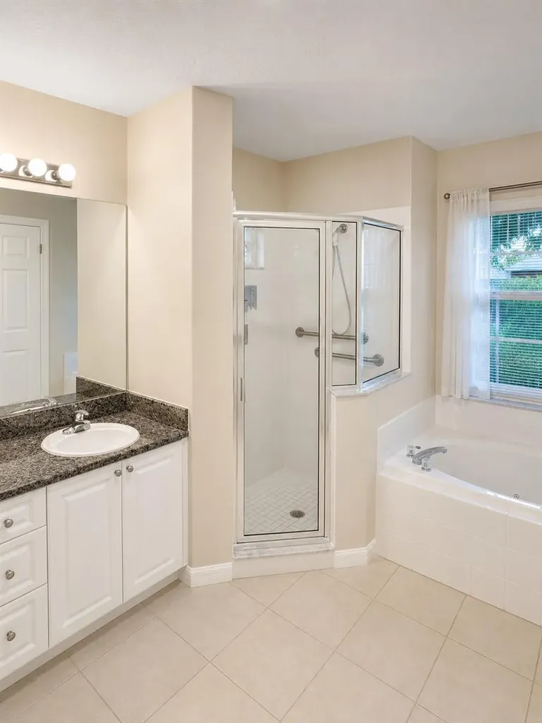 615 Dolcetto Drive Davenport FL 33897