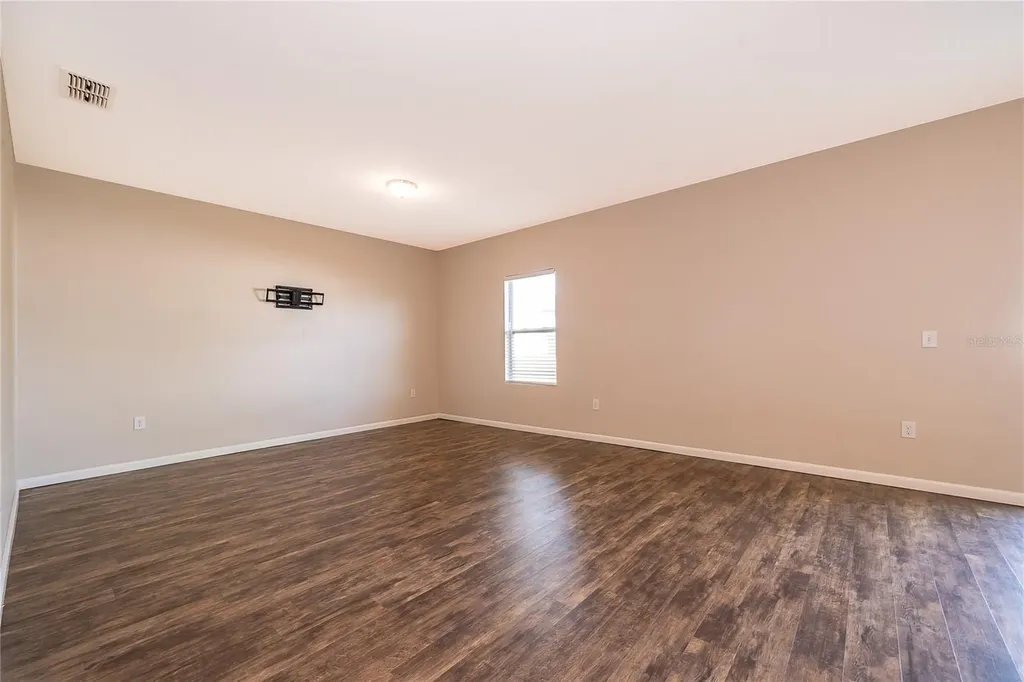 15824 Surfbird Court Mascotte FL 34753