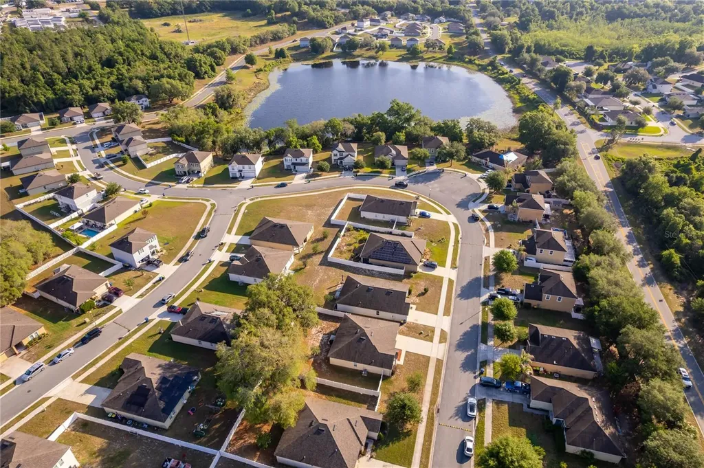 15824 Surfbird Court Mascotte FL 34753