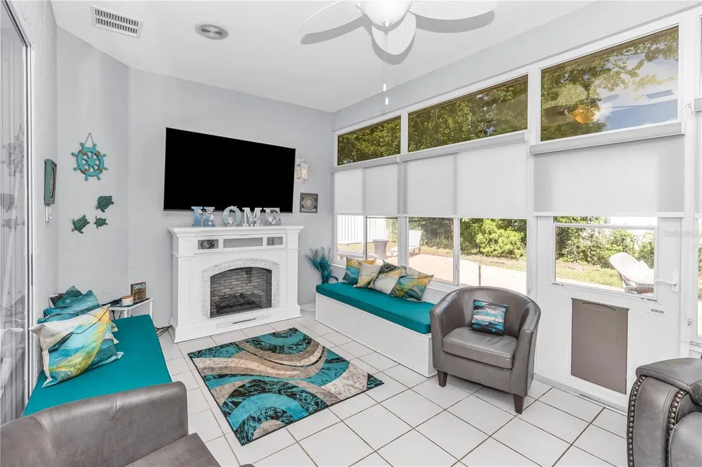 414 Fairlane Drive Debary FL 32713
