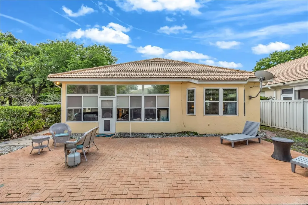 414 Fairlane Drive Debary FL 32713