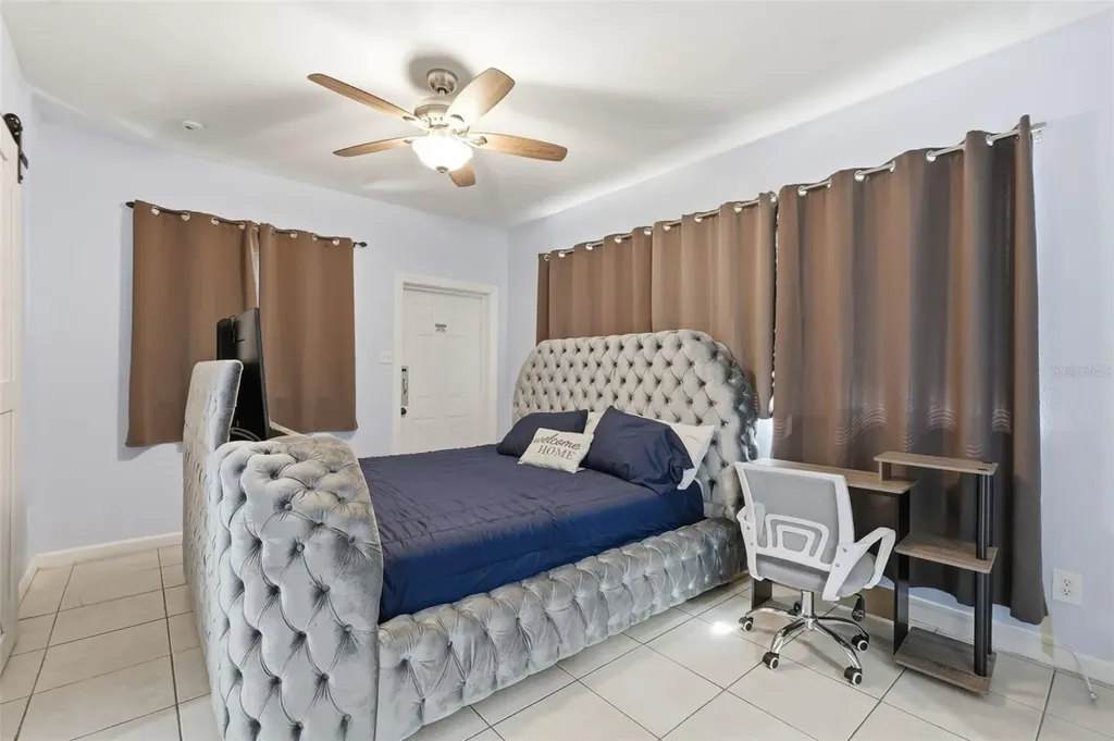 10107 N Aster Avenue Tampa FL 33612