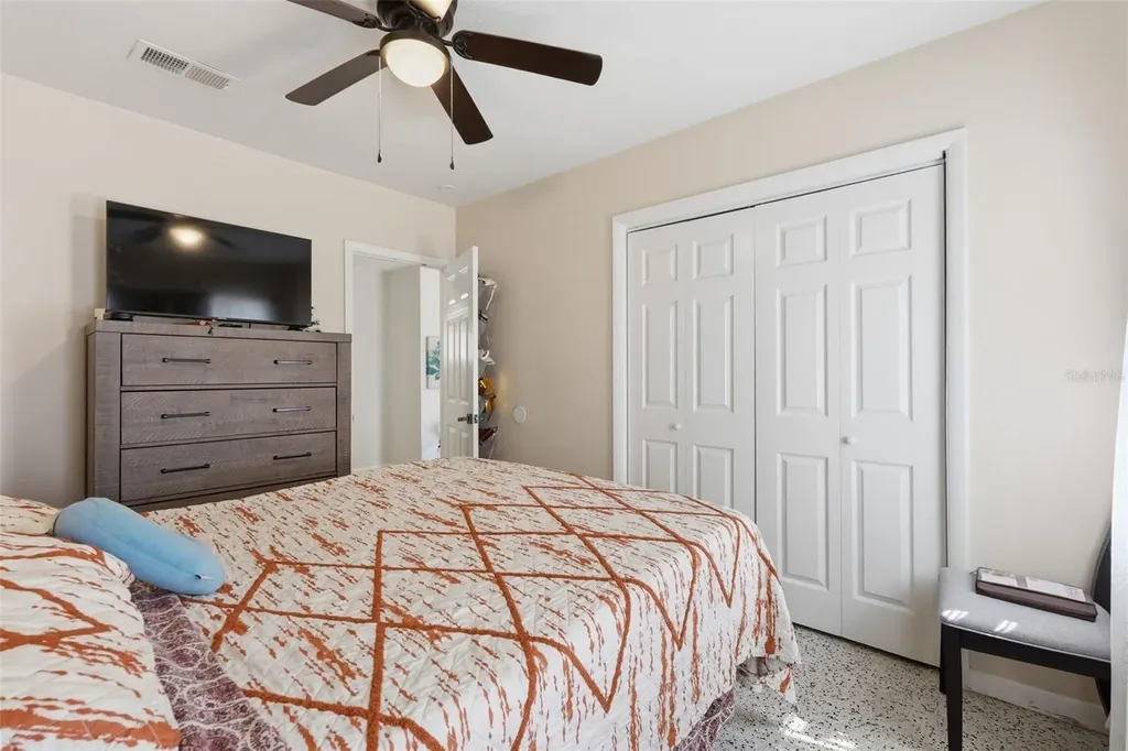 10107 N Aster Avenue Tampa FL 33612