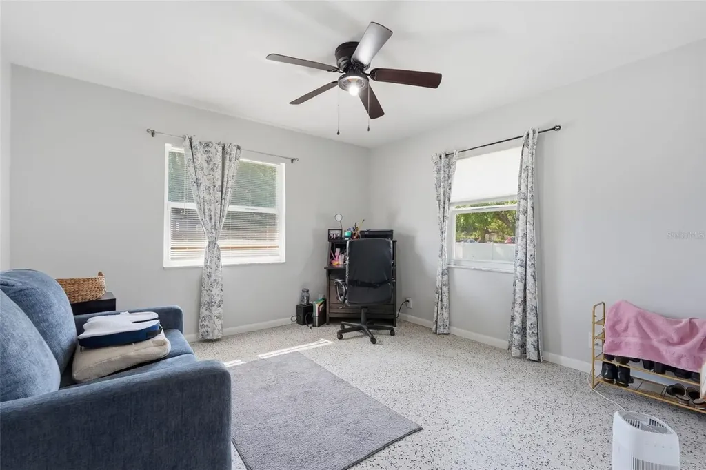10107 N Aster Avenue Tampa FL 33612