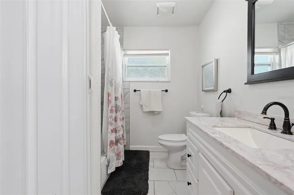 10107 N Aster Avenue Tampa FL 33612