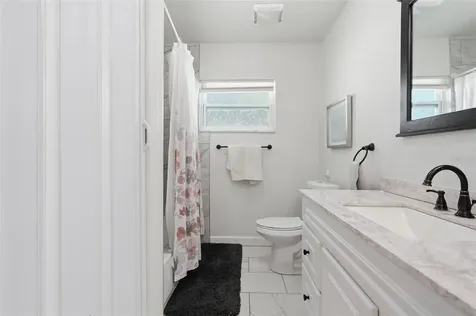 10107 N Aster Avenue Tampa FL 33612