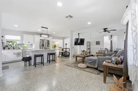 10107 N Aster Avenue Tampa FL 33612