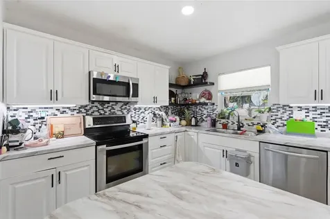 10107 N Aster Avenue Tampa FL 33612