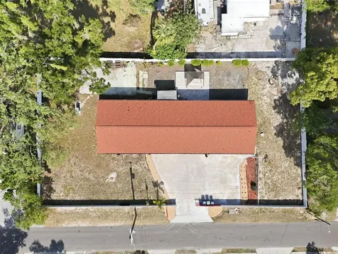 10107 N Aster Avenue Tampa FL 33612