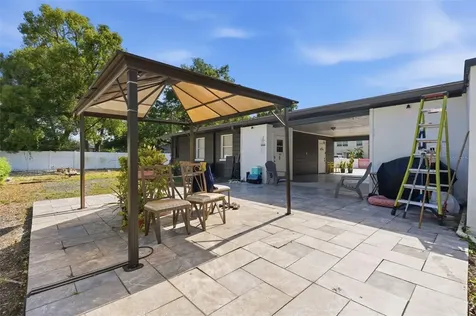 10107 N Aster Avenue Tampa FL 33612
