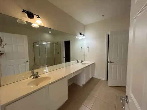 2679 Metro Sevilla Drive Orlando FL 32835