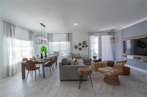 1098 Splash Shot Place Davenport FL 33896